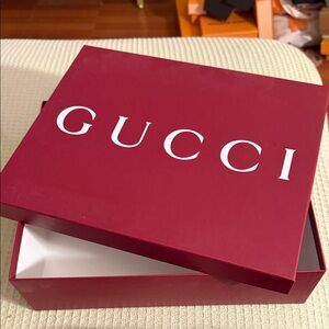 Gucci Deep Red Logo Gift Box